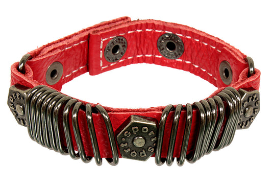 Armband - Leder in Rot - mit Sechskantschrauben und Druckknöpfen - Lederarmband